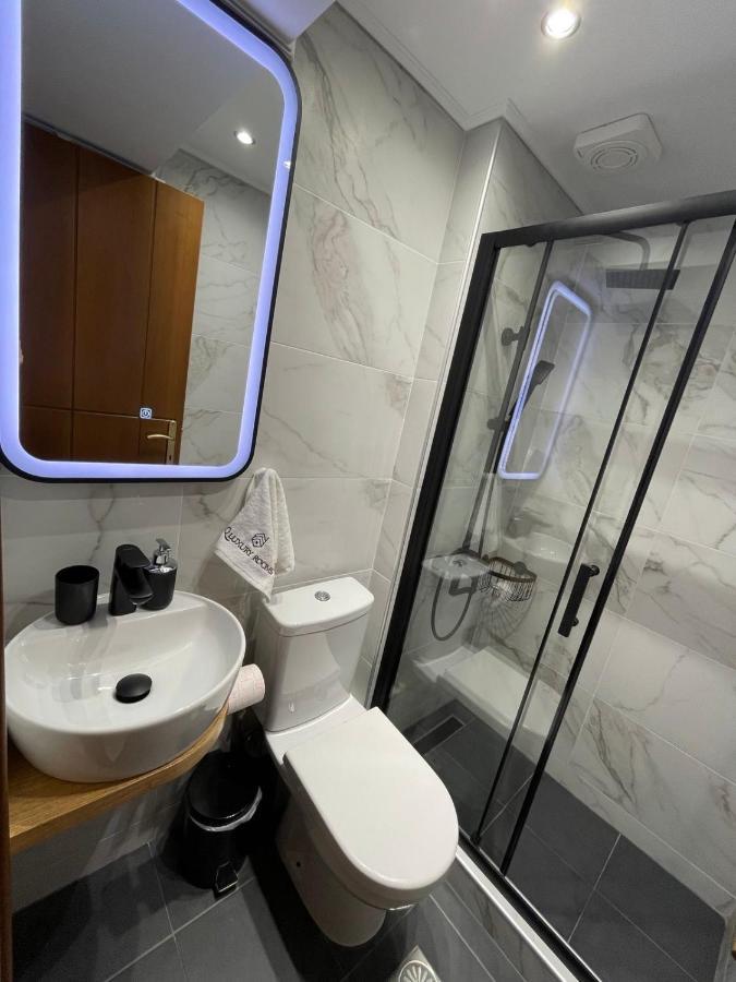 Q Luxury Rooms Perea Center Peraía Extérieur photo